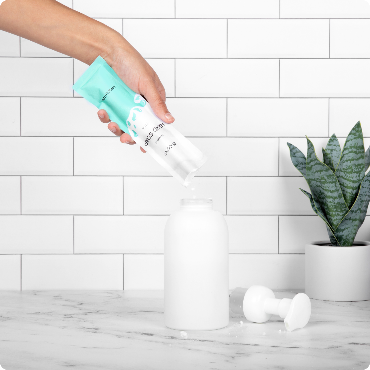 Why Powder-to-Liquid Cleaning Products Win